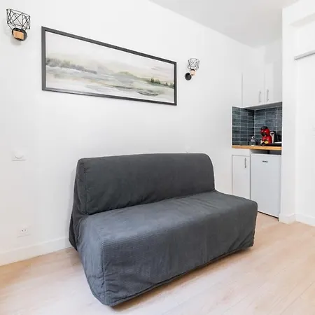 Apartament Sacre Coeur Metro Anvers - 9 -2p Paryż