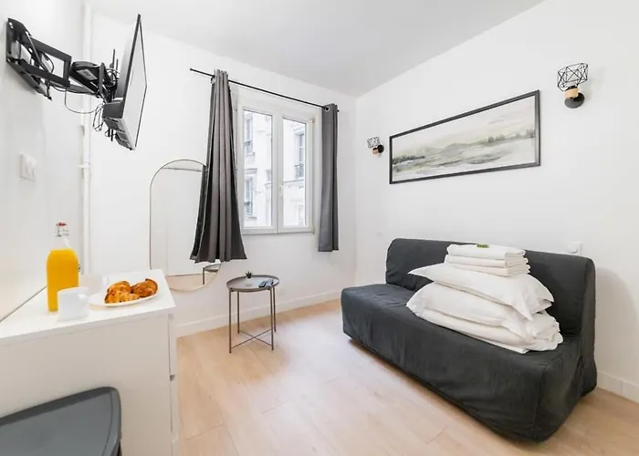 Sacre Coeur Metro Anvers - 9 -2p Apartment Paris